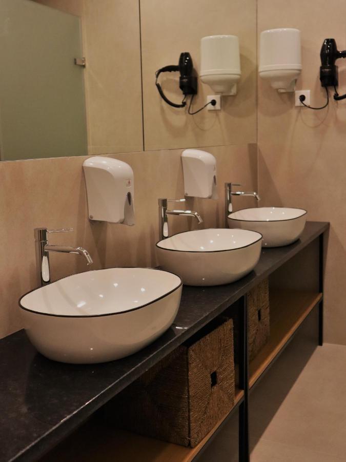 Pate'O Hostel & Suites オヴァール エクステリア 写真