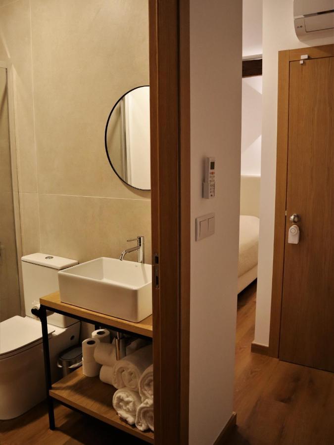 Pate'O Hostel & Suites オヴァール エクステリア 写真