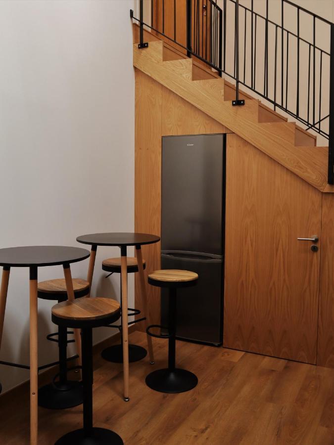 Pate'O Hostel & Suites オヴァール エクステリア 写真