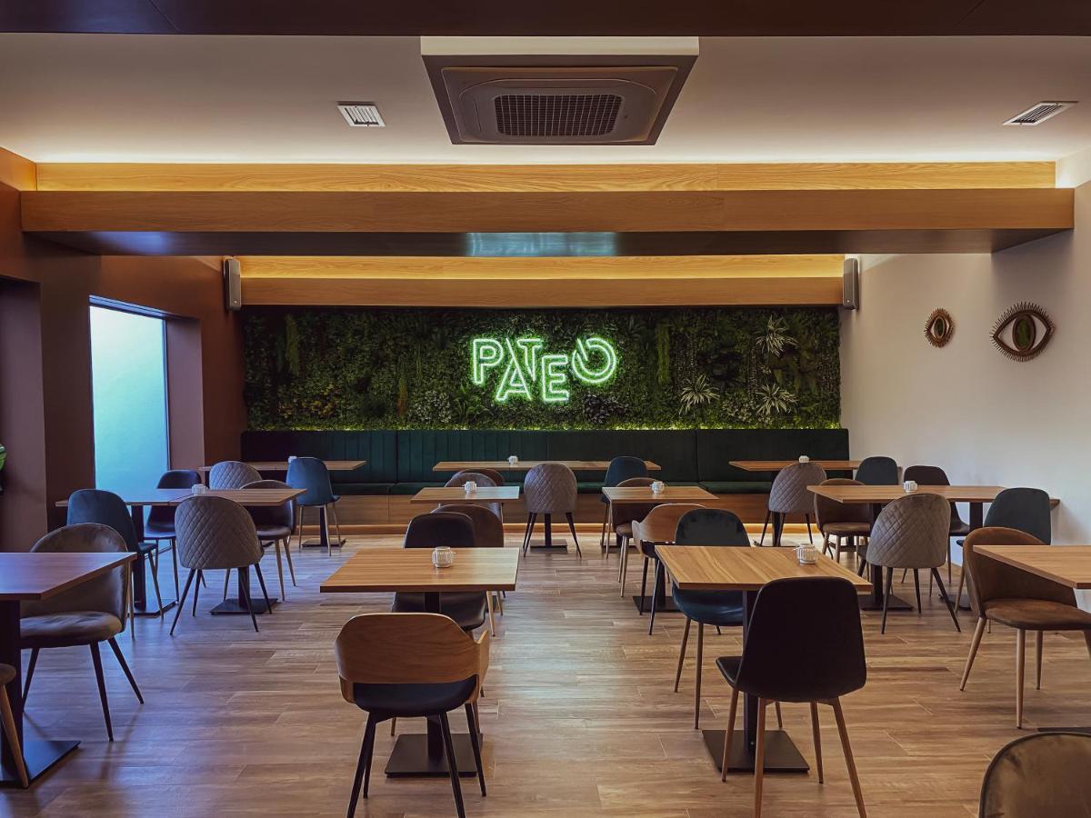 Pate'O Hostel & Suites オヴァール エクステリア 写真