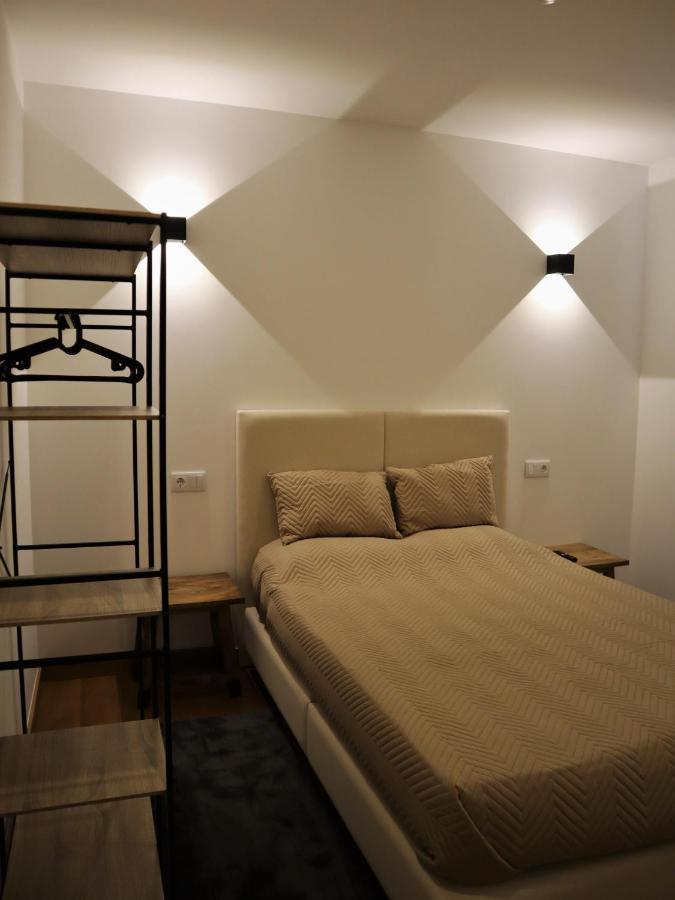 Pate'O Hostel & Suites オヴァール エクステリア 写真